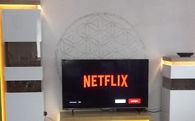 Fewo Blaue Oase, Netflix, Massagesessel, Whirlpool Badewanne